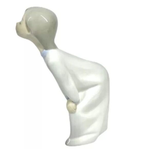 Lladro Girl Kissing Figurine #4873 7.5” Retired 1974–1997 Love Romance EUC - Picture 5 of 5